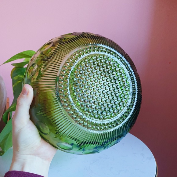 Mid-mod depression glass bowl - Picture 2 of 4